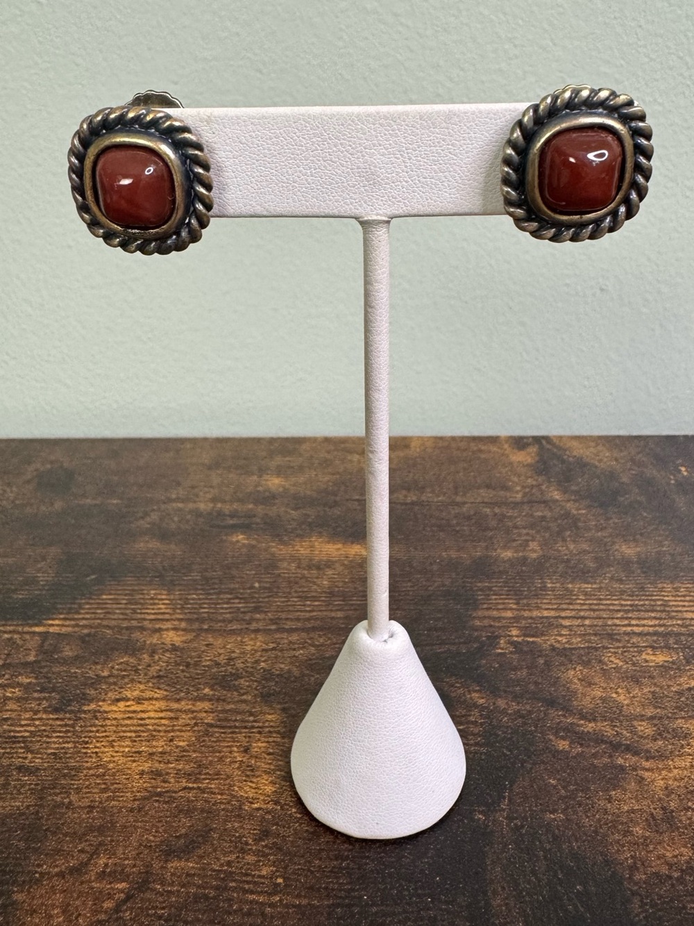 Vintage Francesca Romana Rope Frame Red Carnelian Stone Clip-On Earrings - Brass